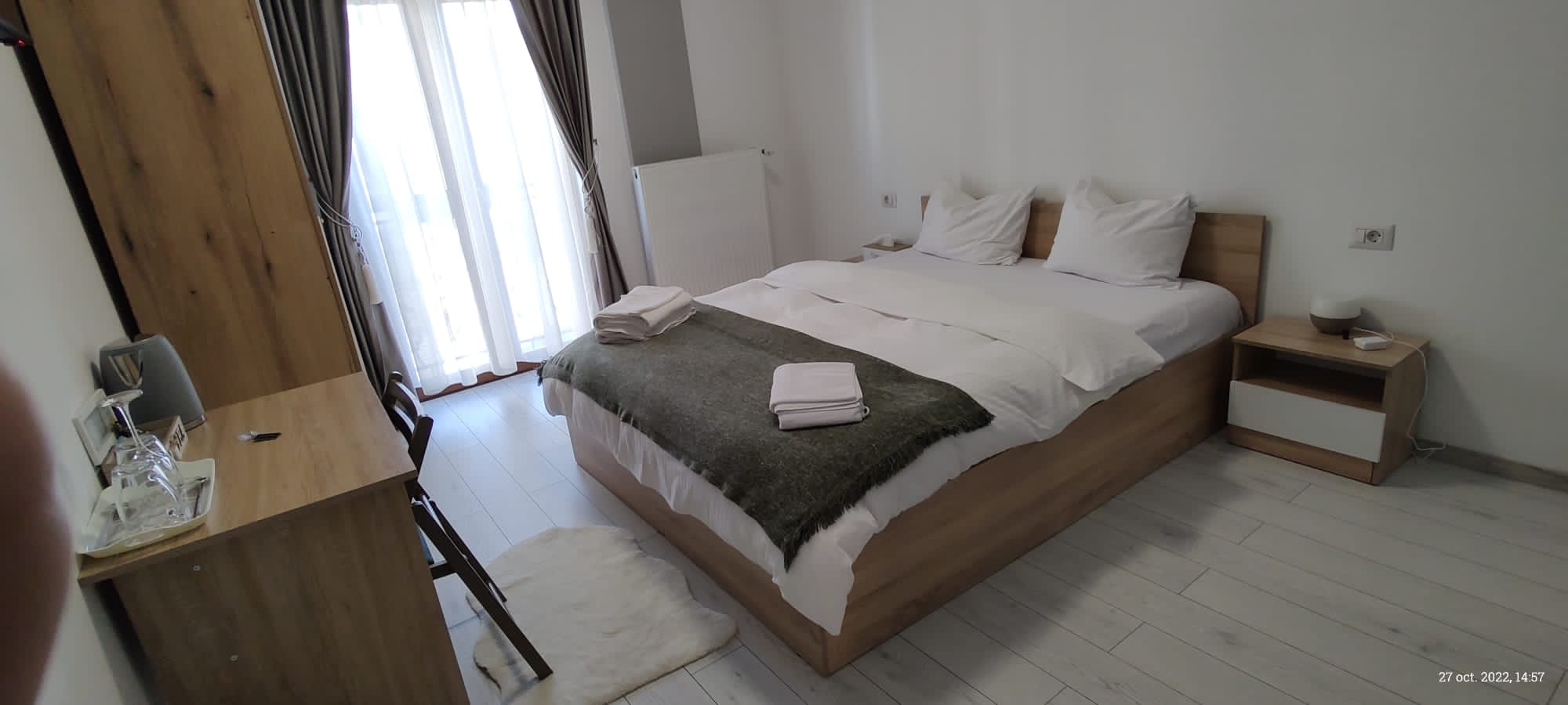 Camera Dublă Nr. 4