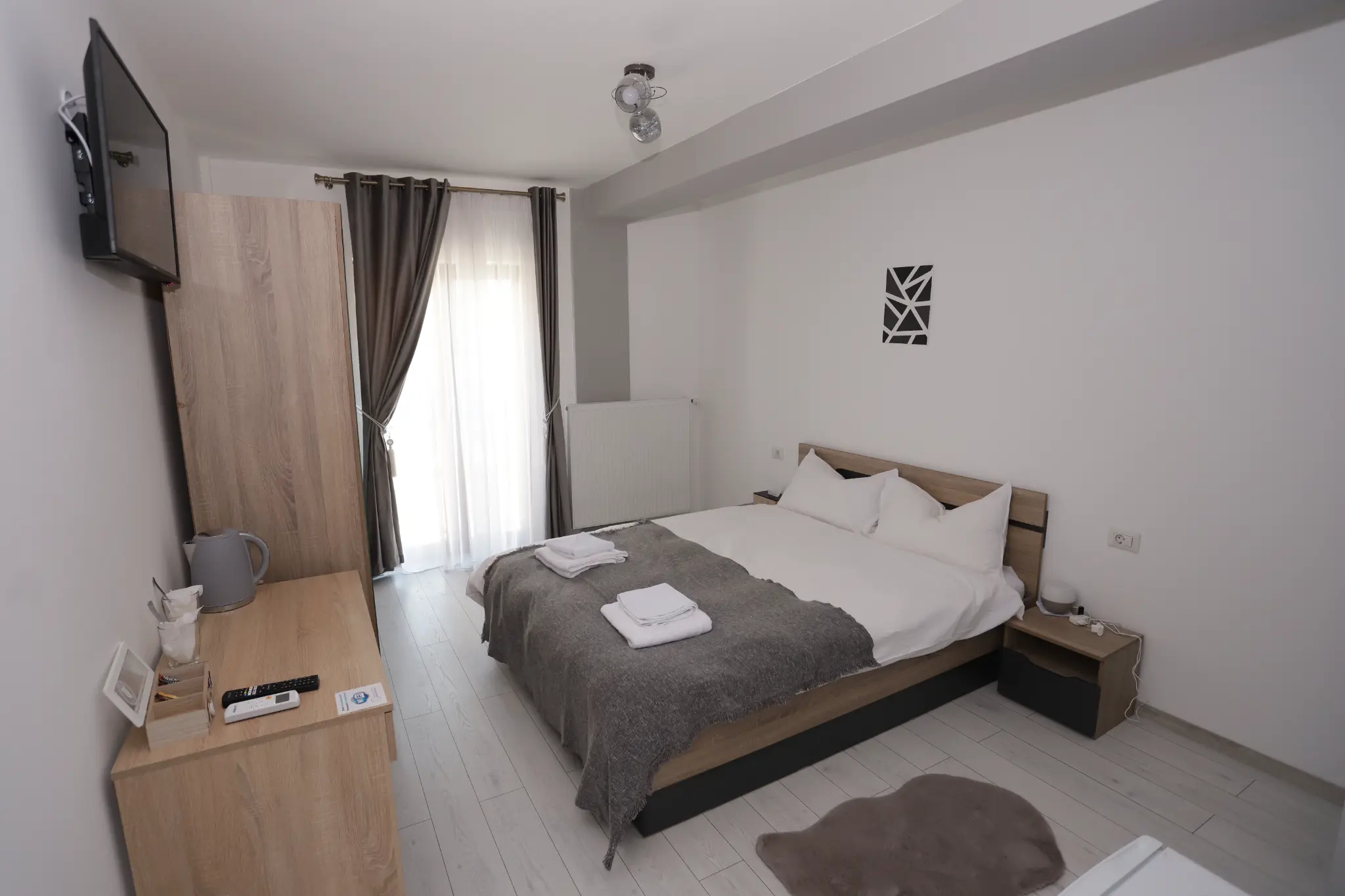 Detaliu interior Camera 8 — Central View Craiova